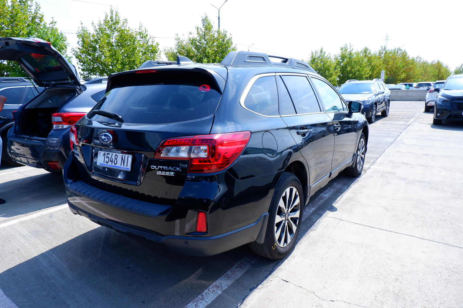 Subaru Outback 2016 — photo 2