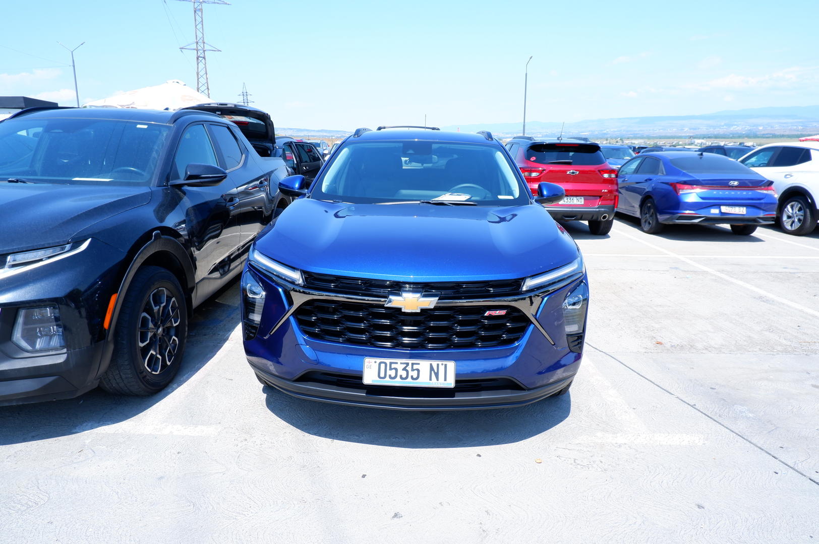 Chevrolet Trax 2023 — photo 2