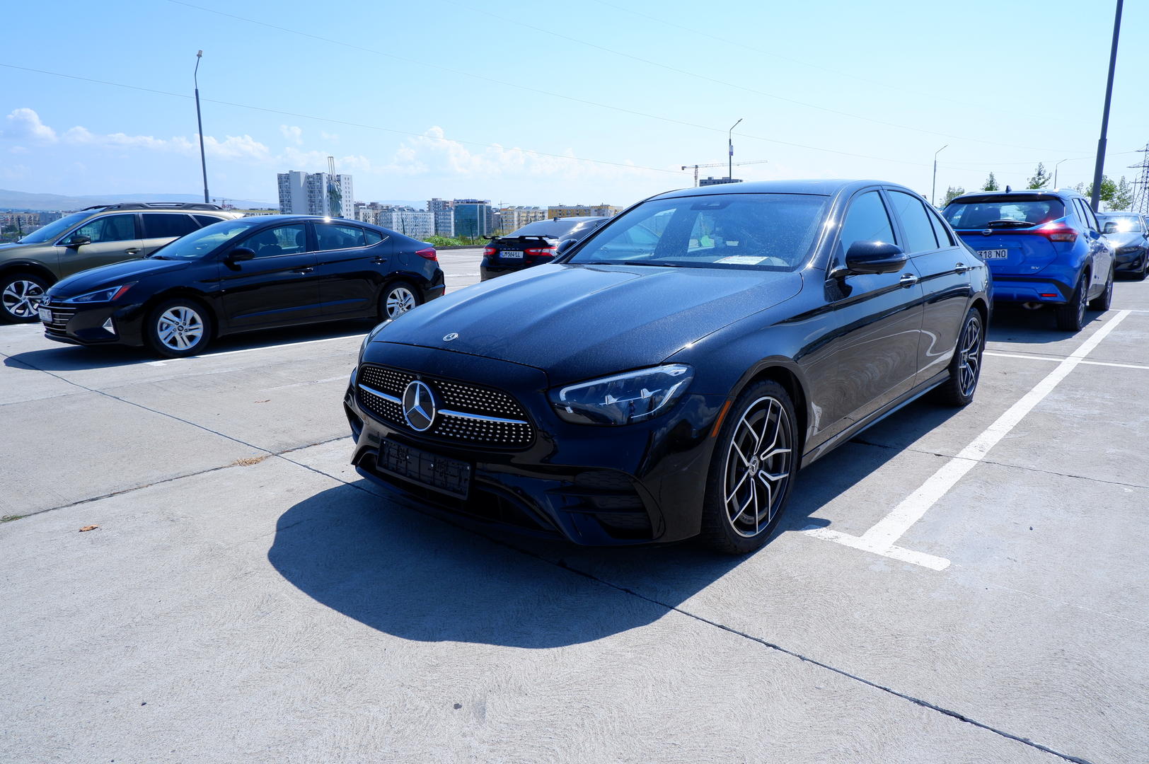 Mercedes-Benz E 350 2023 — photo 2
