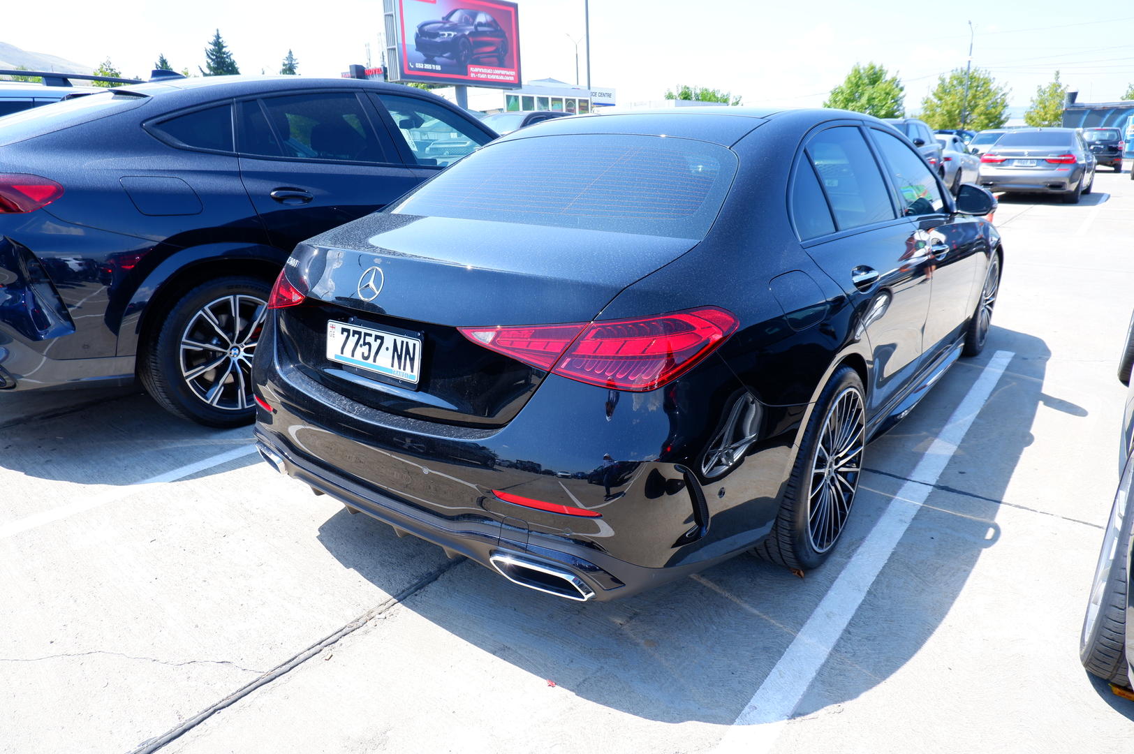 Mercedes-Benz C 300 2023 — photo 2