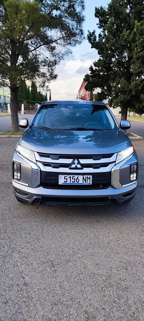 Mitsubishi Outlander Sport 2022 — photo 2