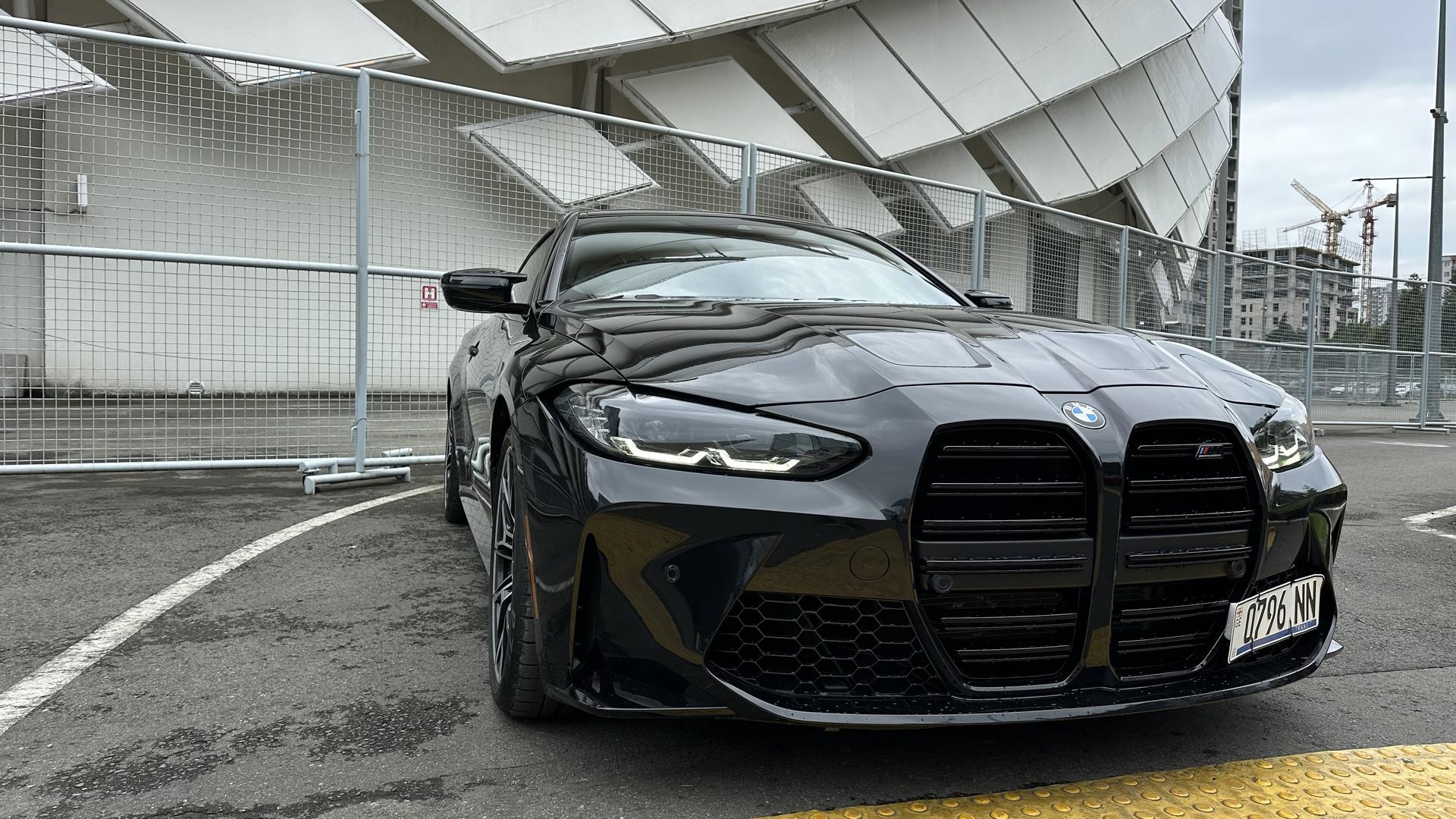 BMW M4 2022 — photo 2