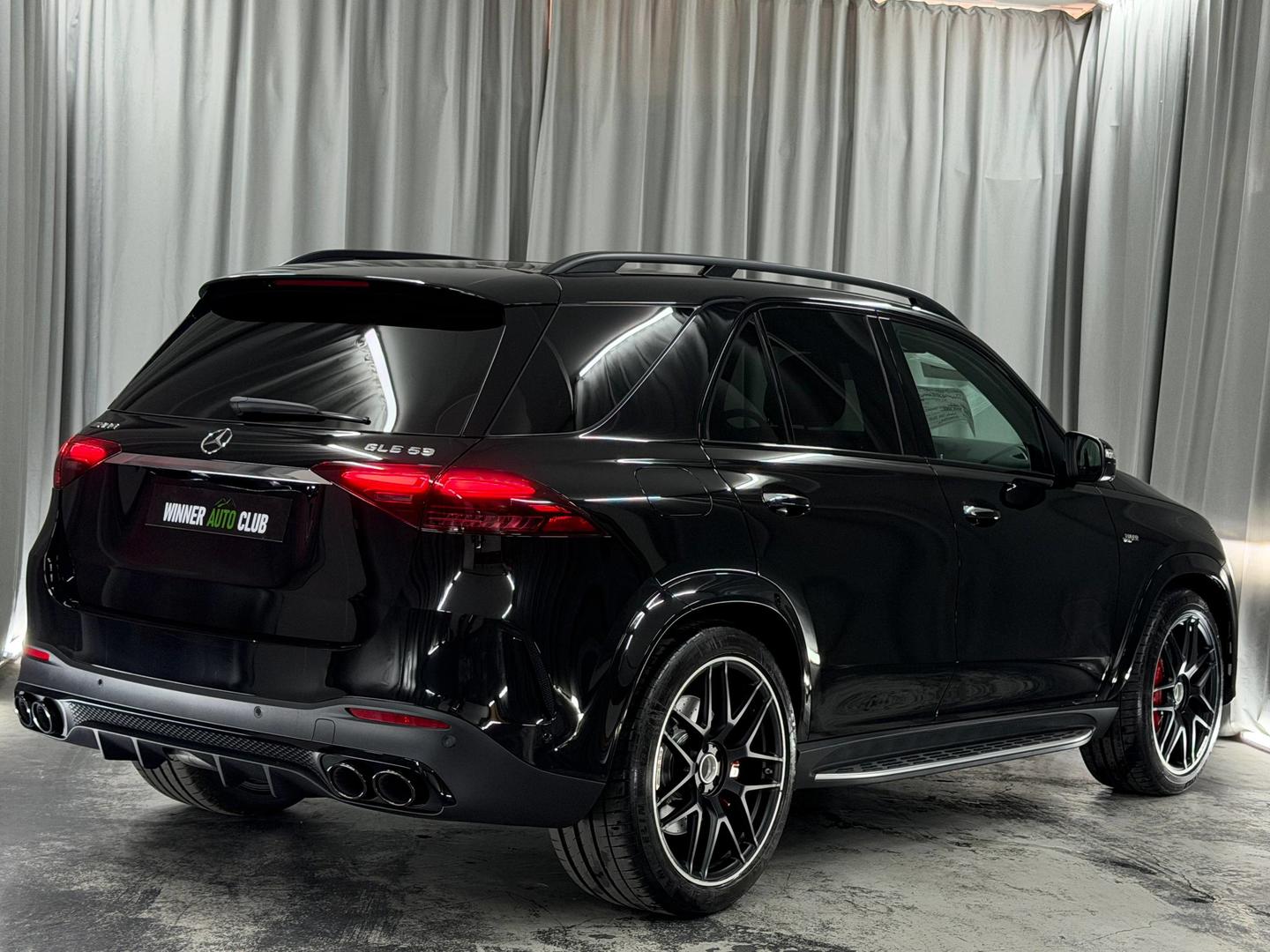 Mercedes-Benz GLE 53 AMG 2026 — photo 2