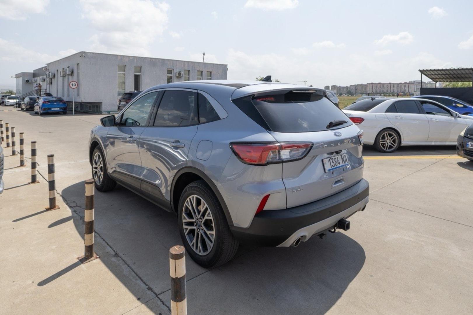 Ford Escape 2022 — photo 2
