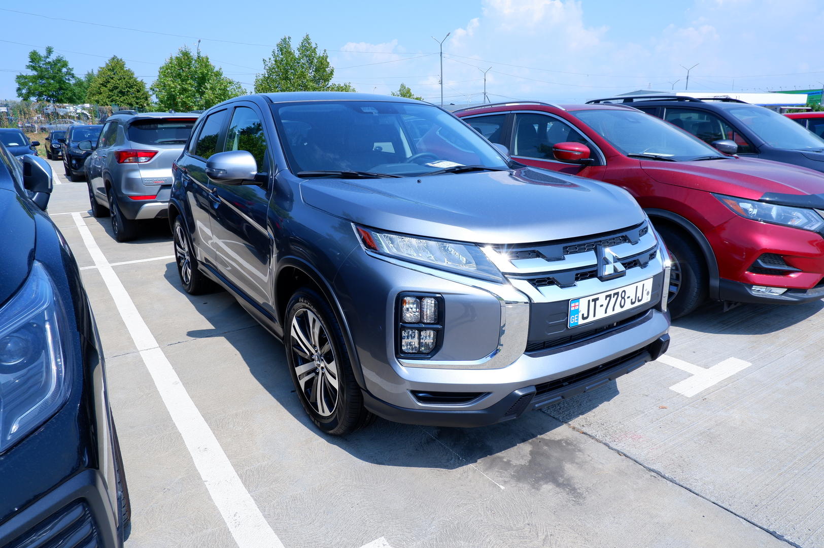 Mitsubishi Outlander Sport 2025 — photo 2