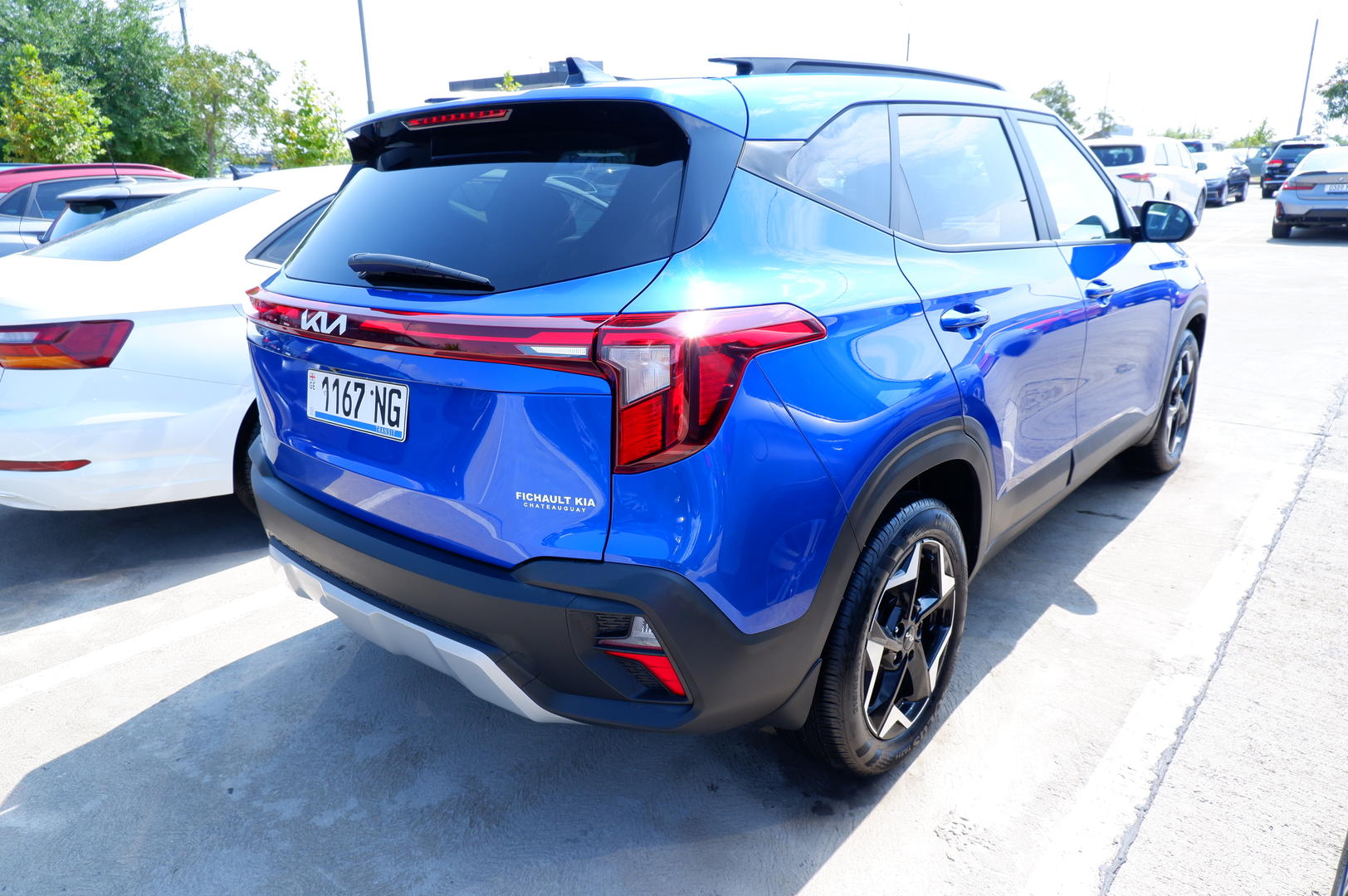 Kia Seltos 2023 — photo 2