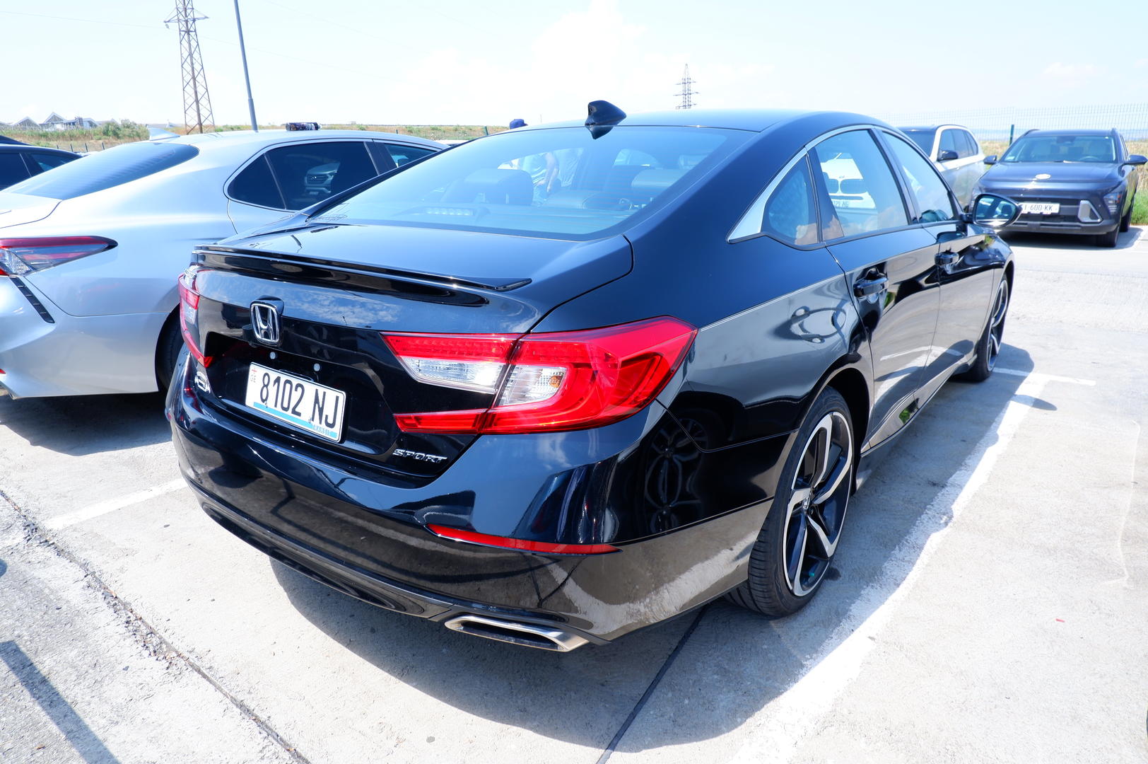Honda Accord 2022 — photo 2