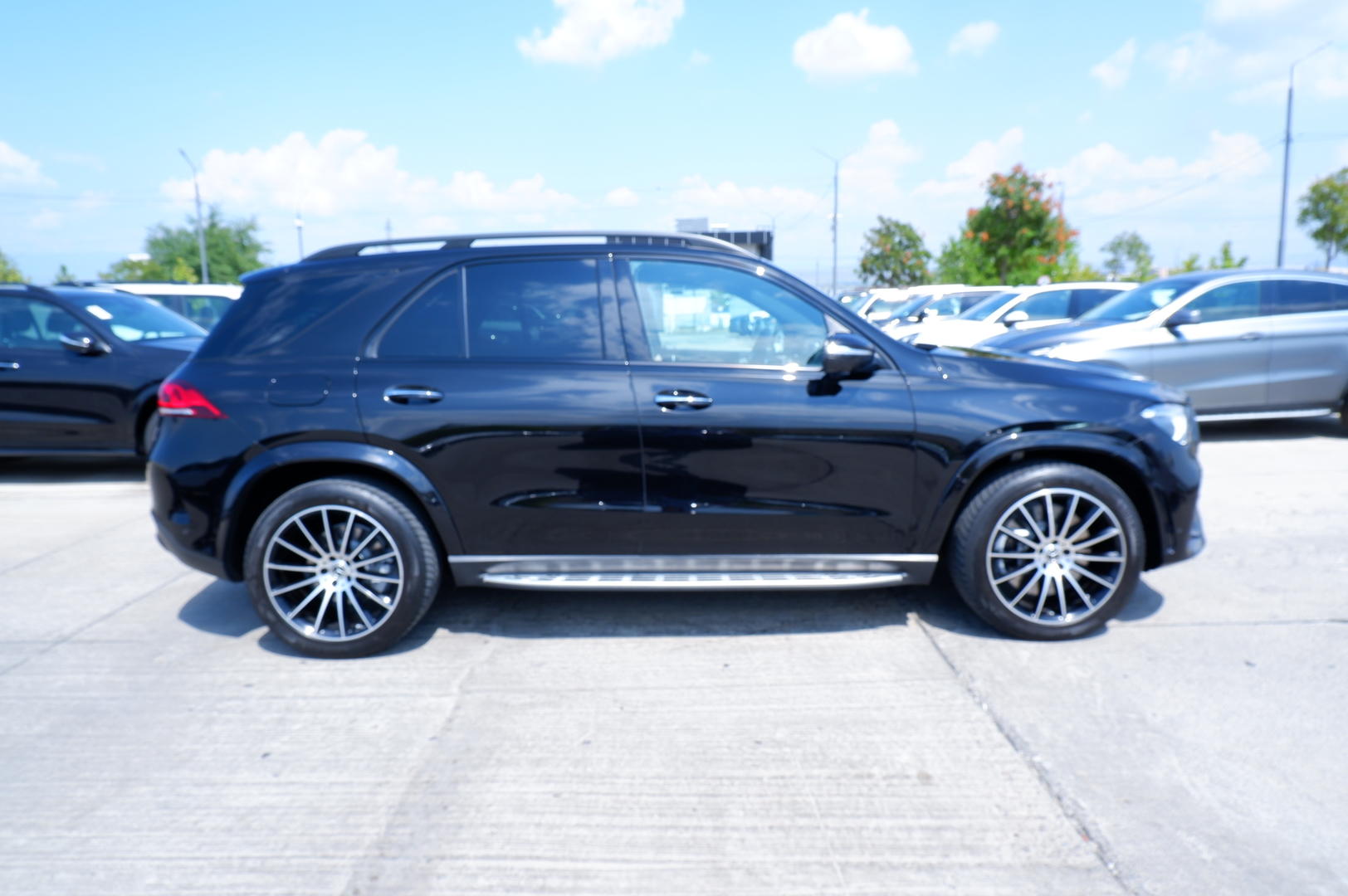 Mercedes-Benz GLE 580 2022 — photo 2