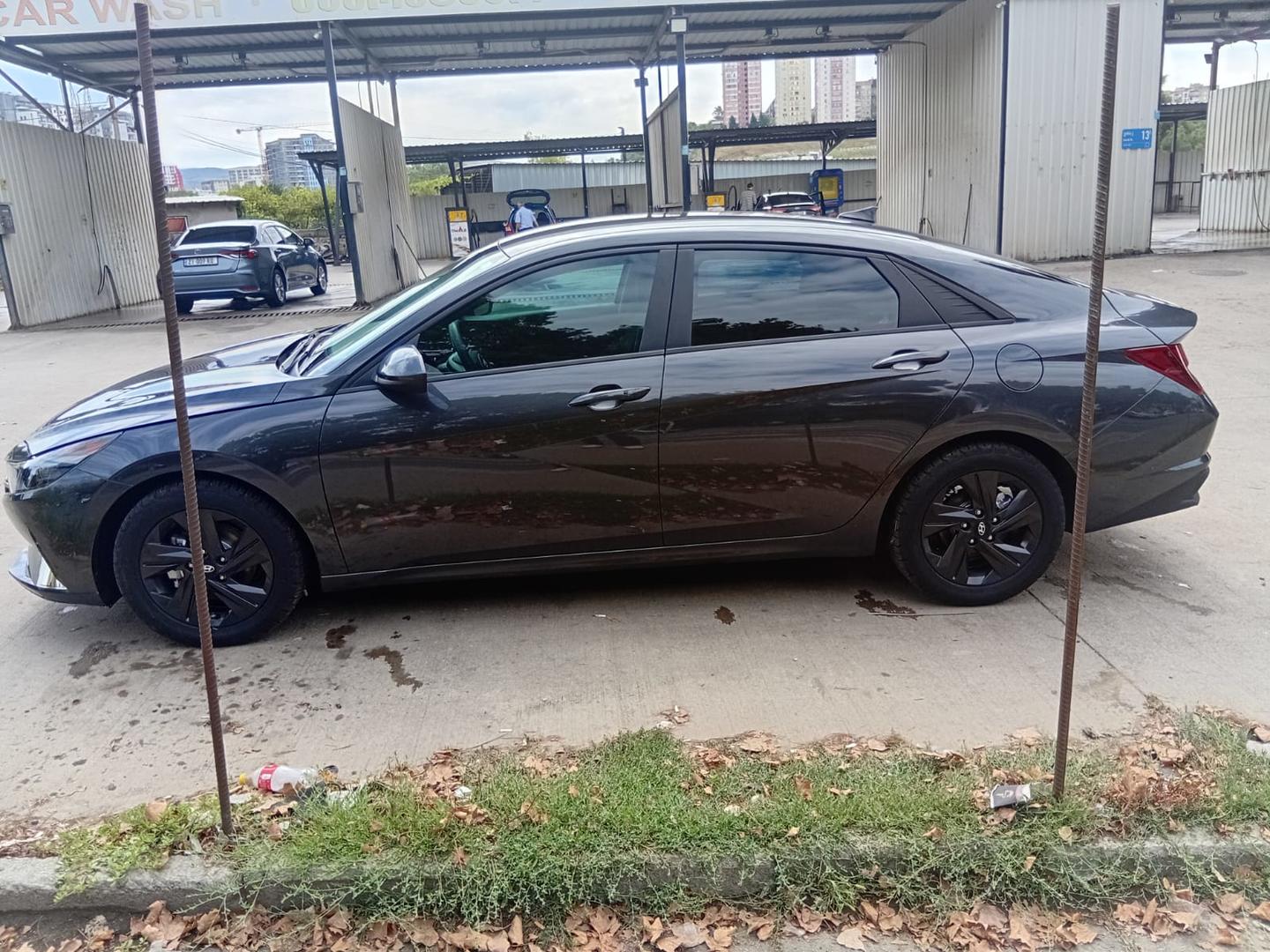 Hyundai Elantra 2021 — photo 2