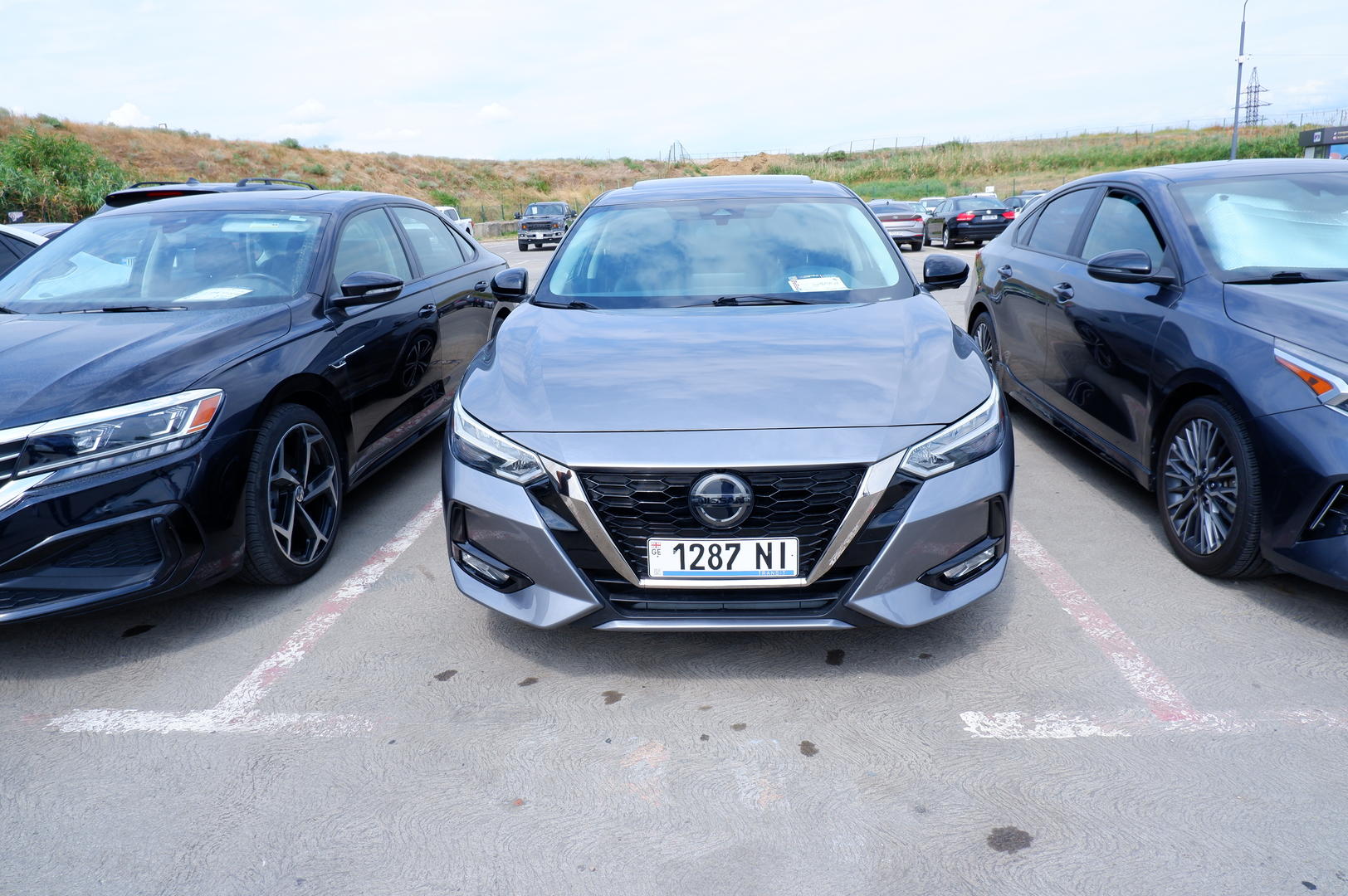 Nissan Sentra 2022 — photo 2