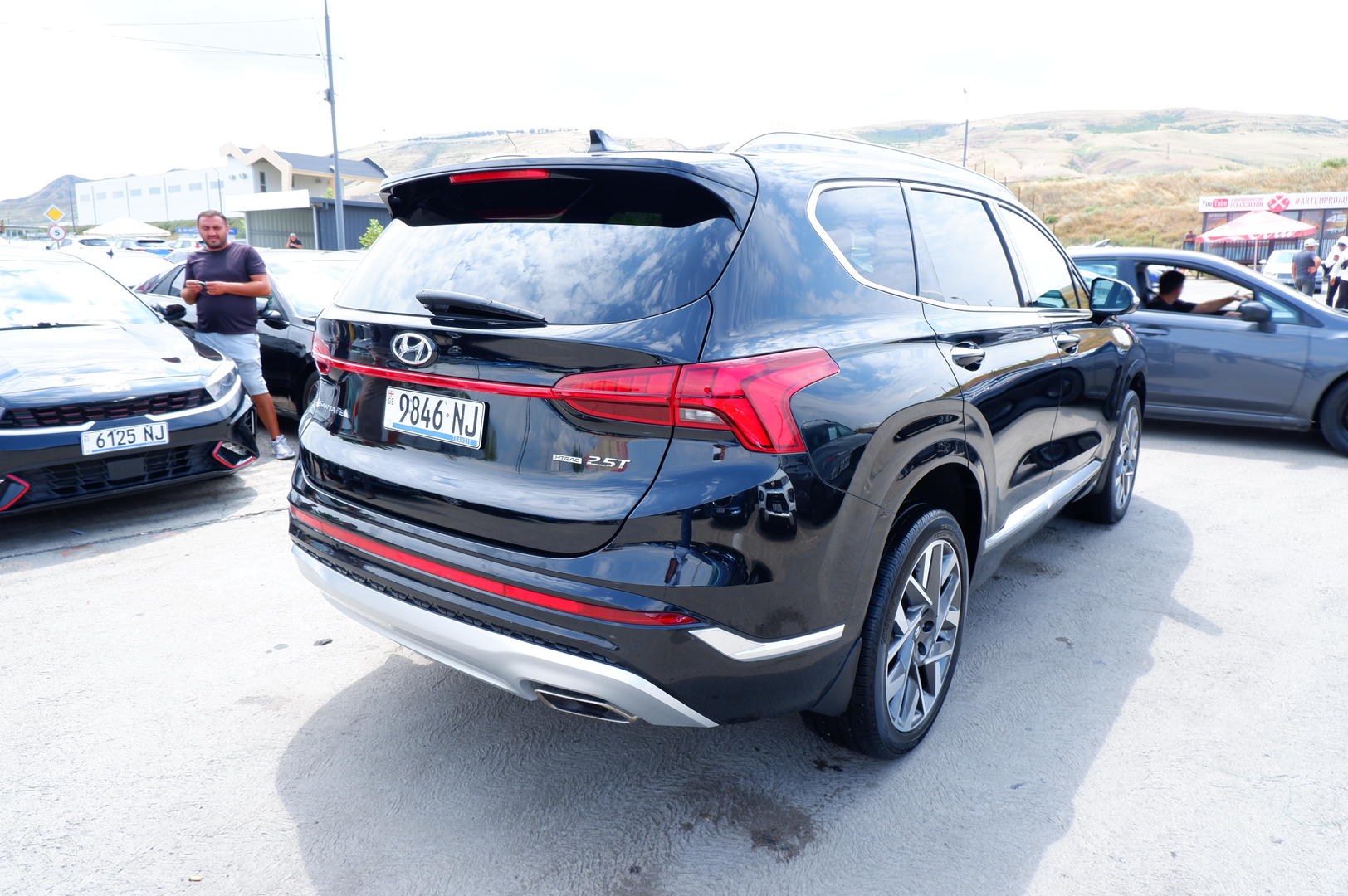 Hyundai Santa Fe 2023 — photo 2
