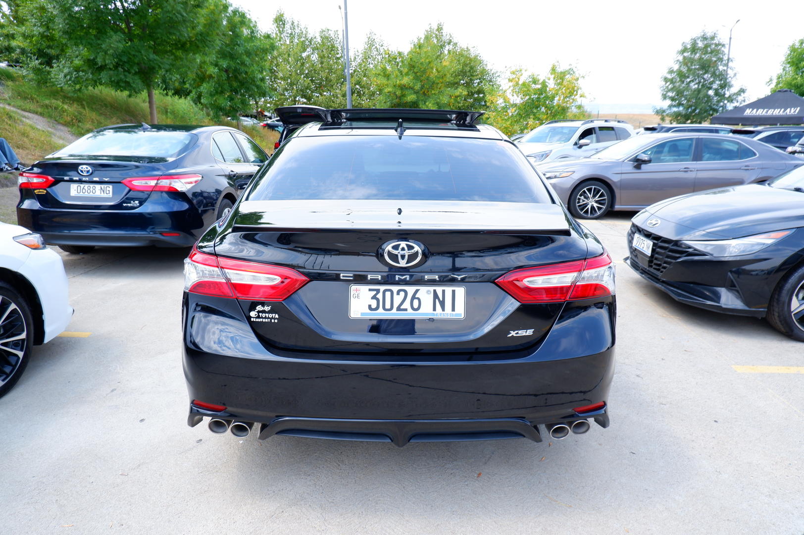 Toyota Camry 2020 — photo 2