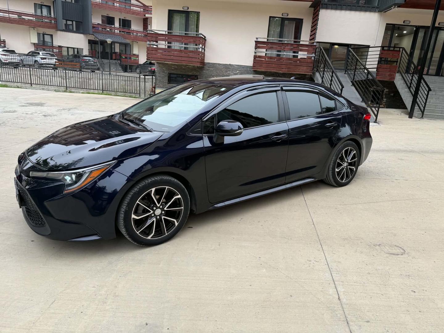 Toyota Corolla 2022 — photo 2