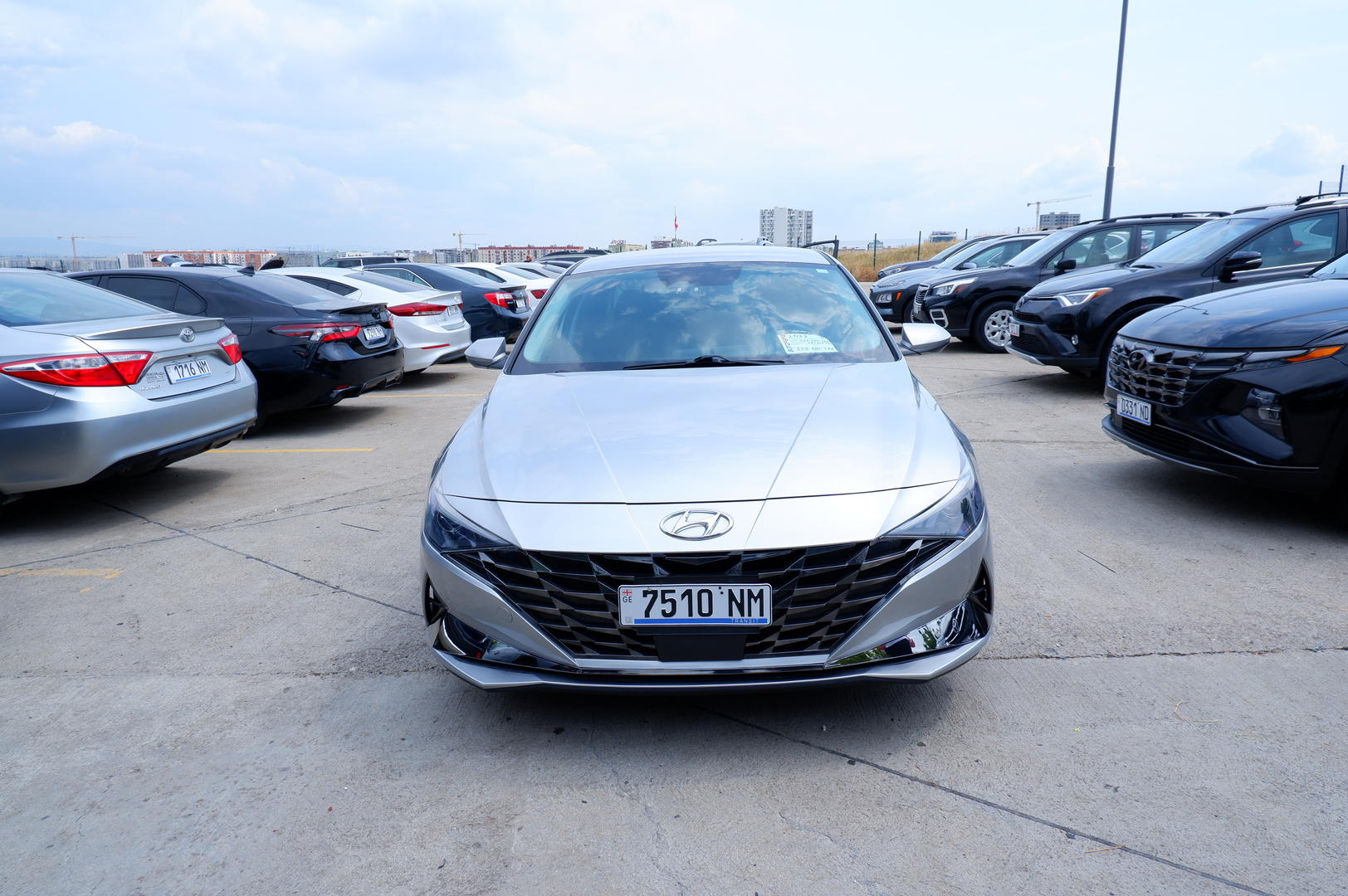 Hyundai Elantra 2023 — photo 2