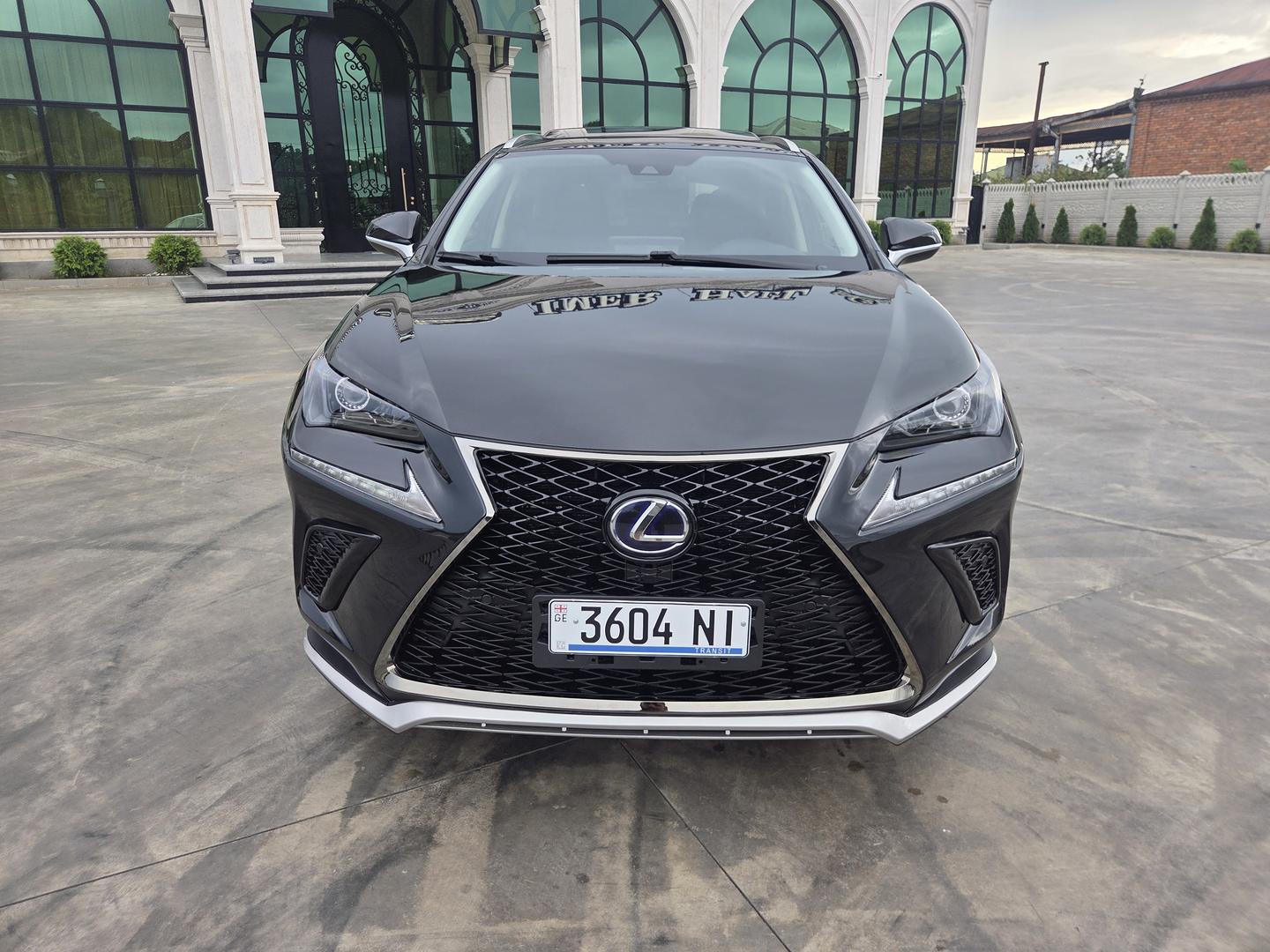 Lexus NX 300