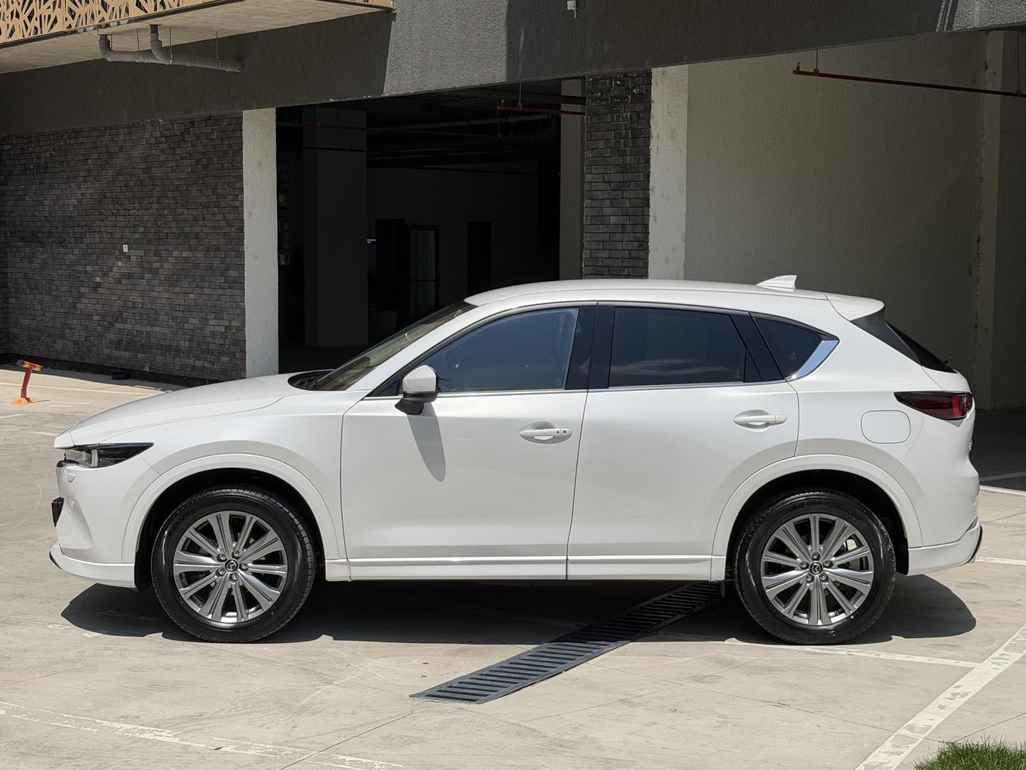 Mazda CX-5 2026 — photo 2