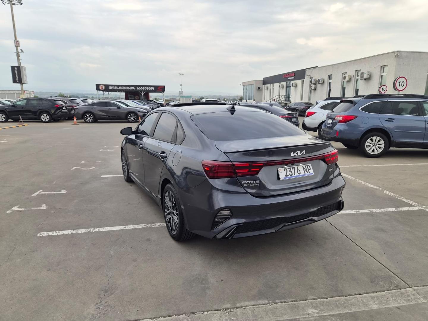 Kia Forte 2023 — photo 2