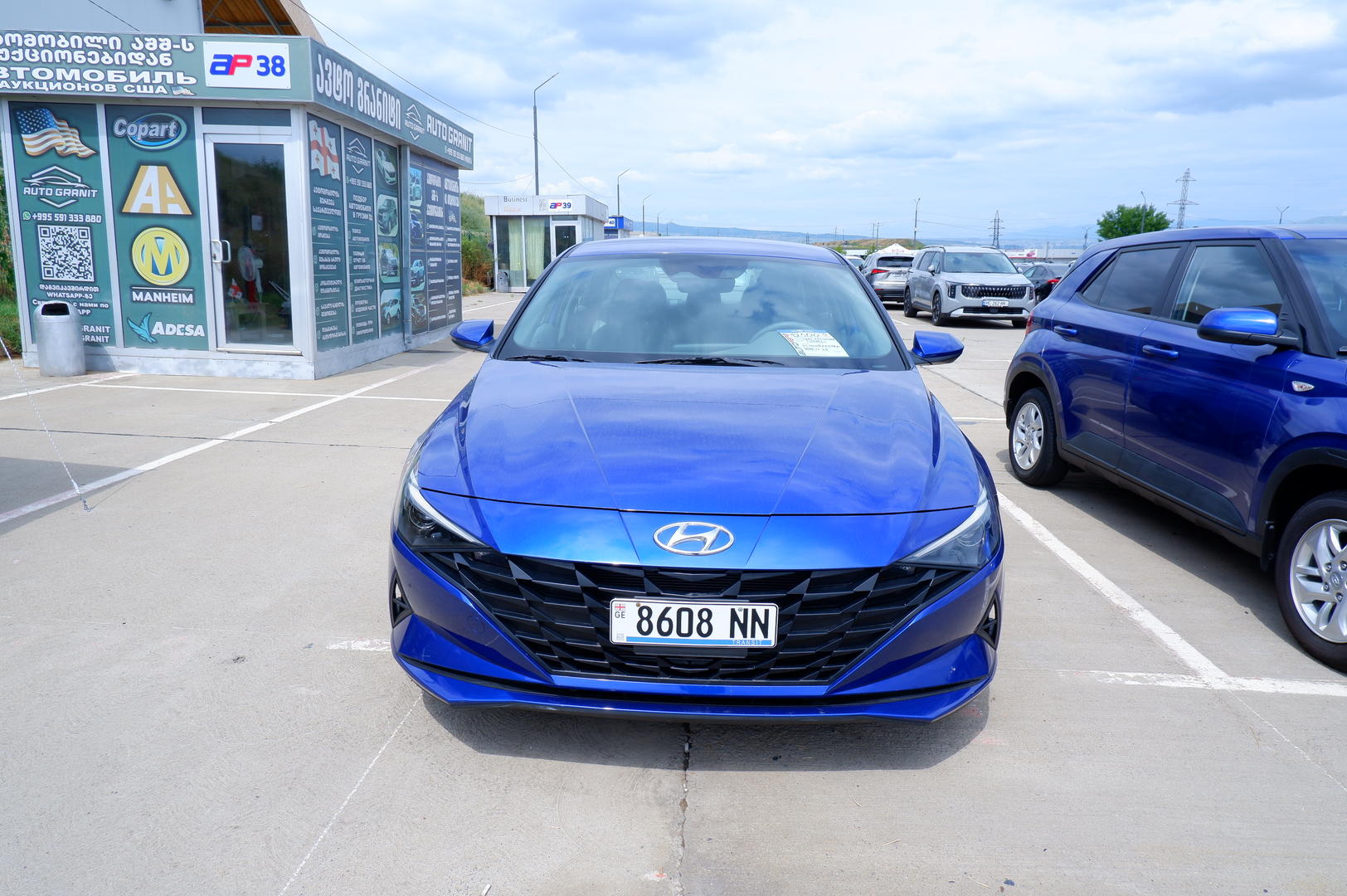 Hyundai Elantra 2022 — photo 2
