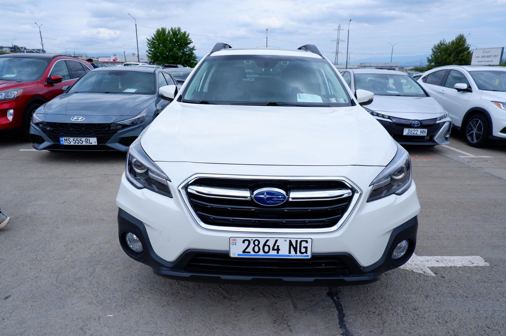 Subaru Outback 2018 — photo 2