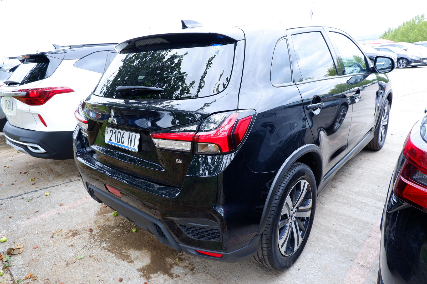 Mitsubishi Outlander Sport 2022 — photo 2