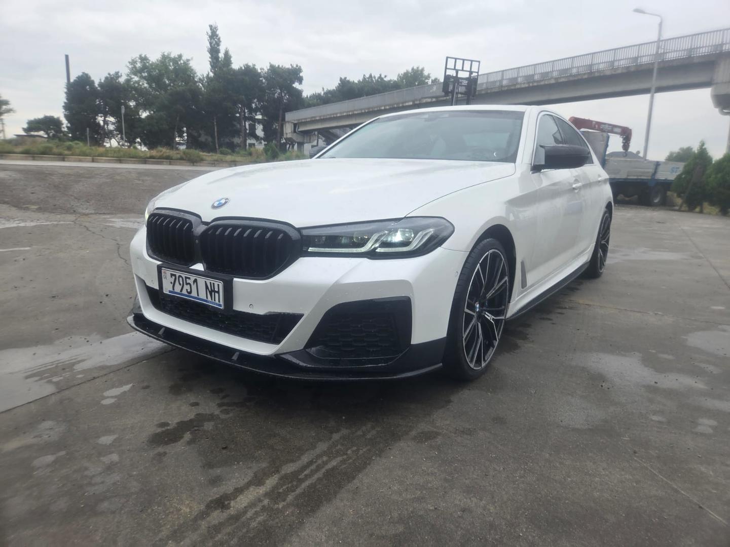 BMW 530