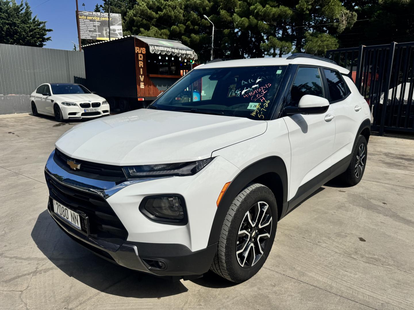 Chevrolet Trailblazer 2023 — photo 2