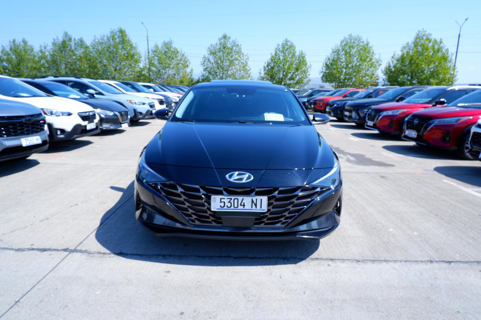 Hyundai Elantra 2023 — photo 2