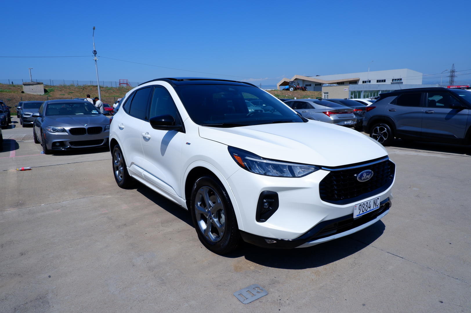 Ford Escape 2023 — photo 2