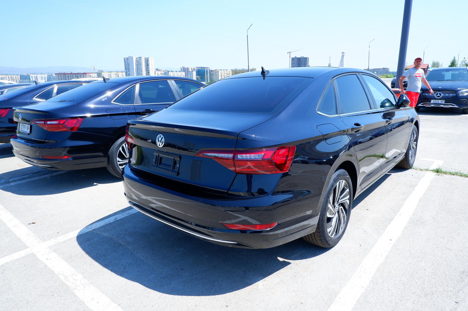 Volkswagen Jetta 2020 — photo 2