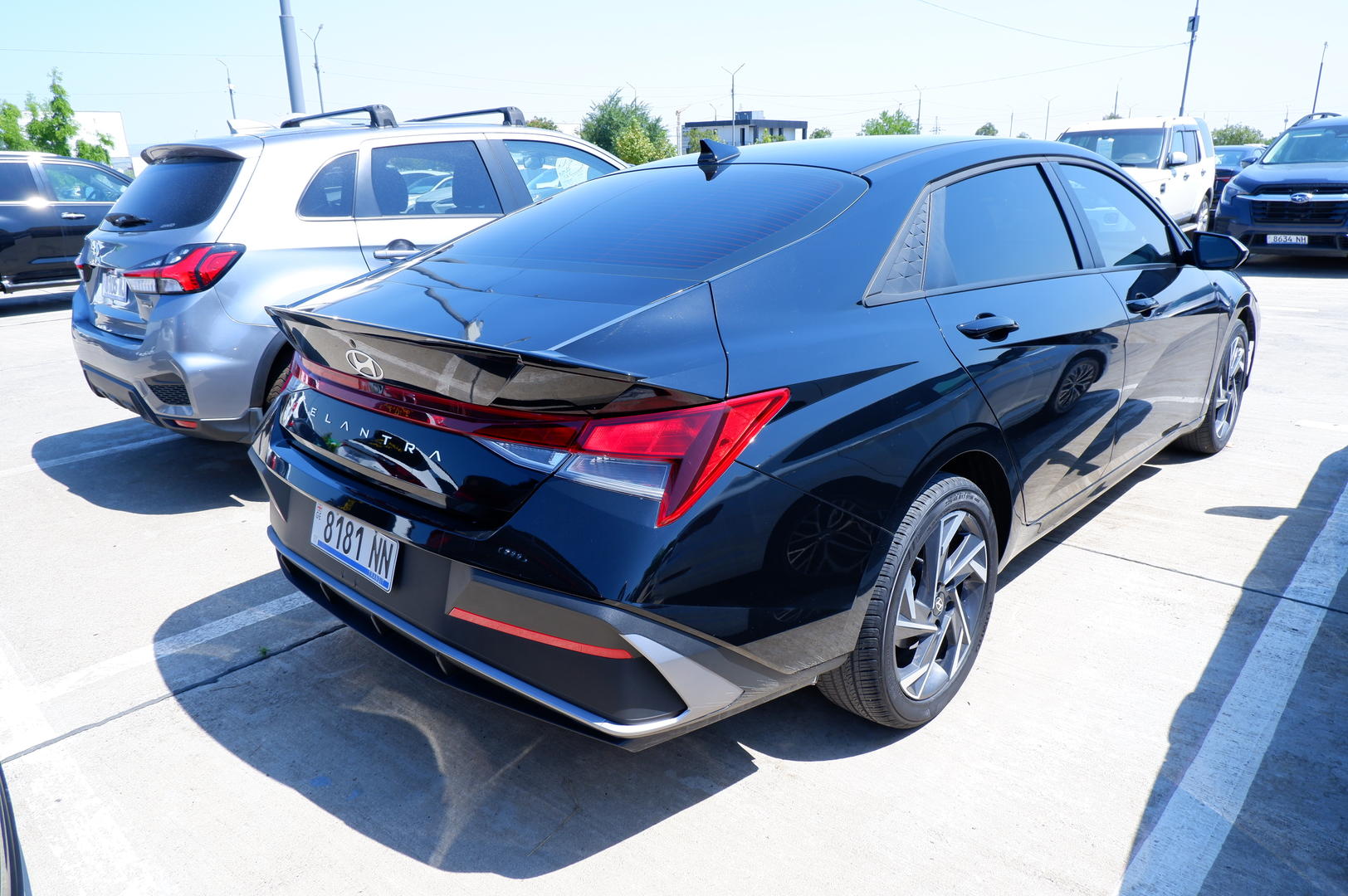 Hyundai Elantra 2025 — photo 2