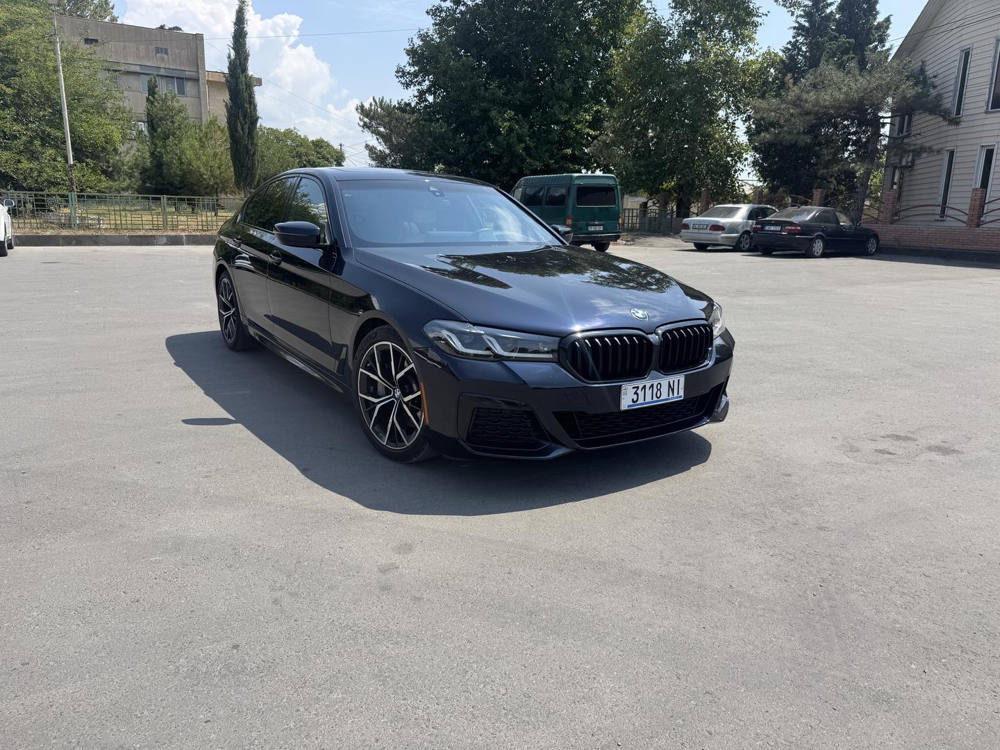 BMW 530