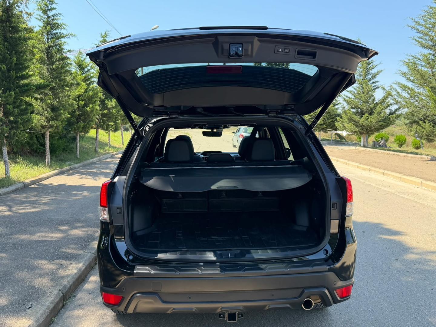 Subaru Forester 2023 — photo 2