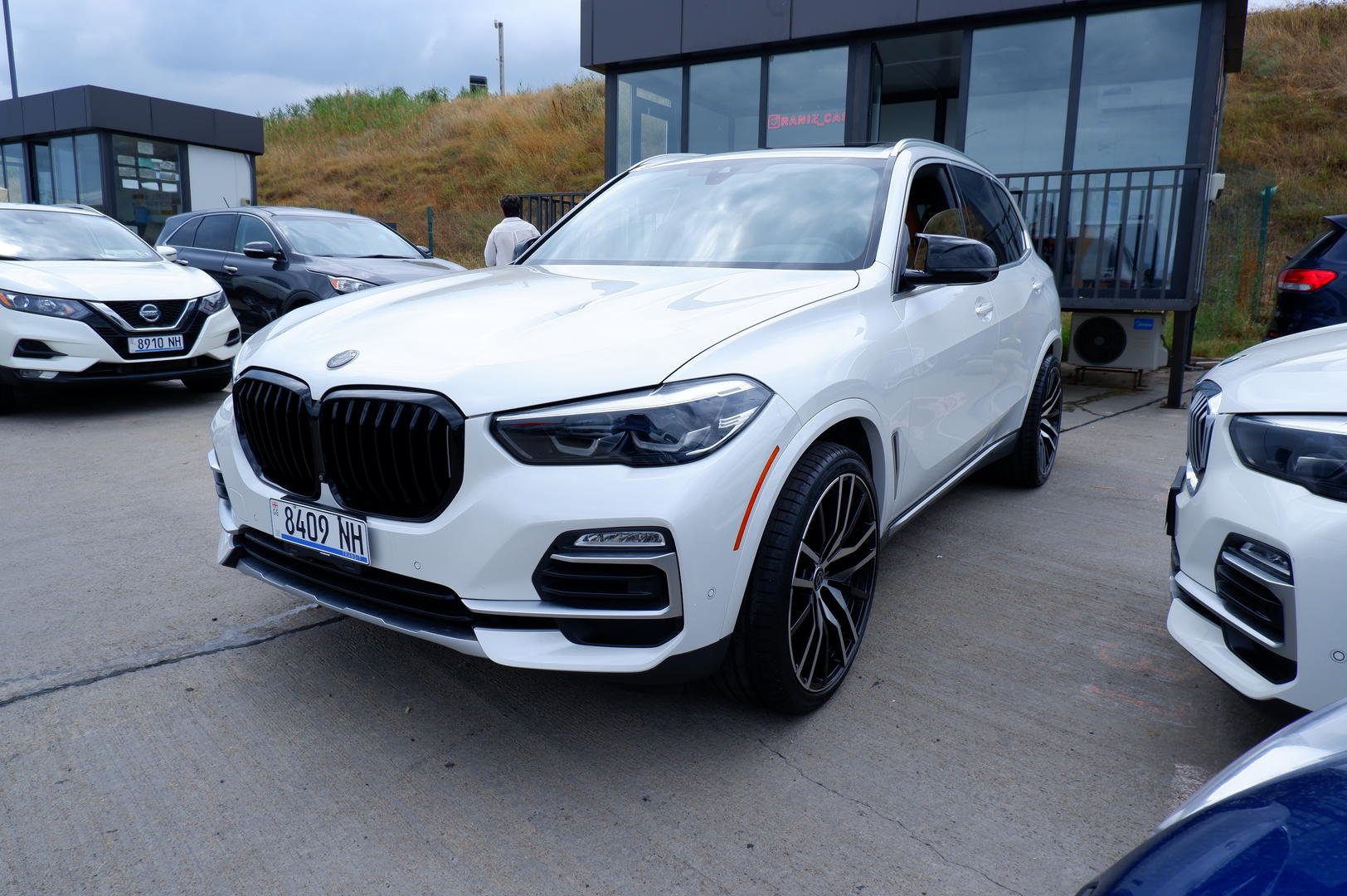 BMW X5 2015 — photo 2