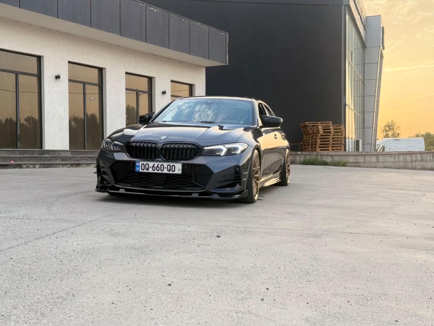 BMW 330 2020 — photo 2