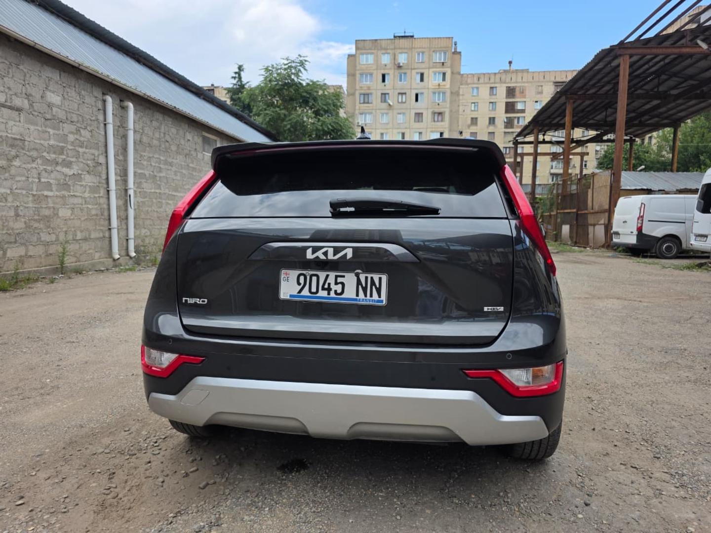 Kia Niro 2023 — photo 2