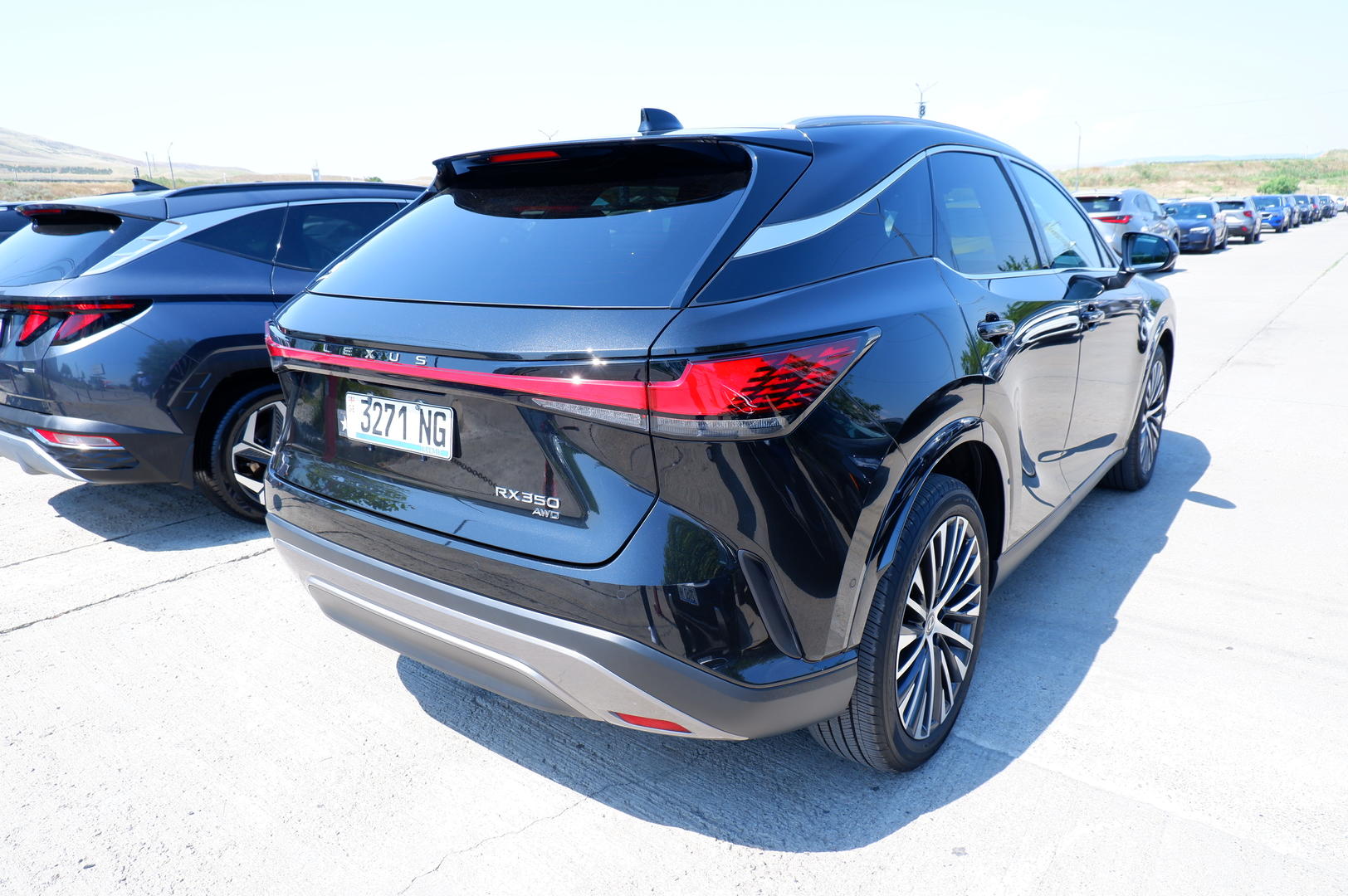 Lexus RX 350 2025 — photo 2
