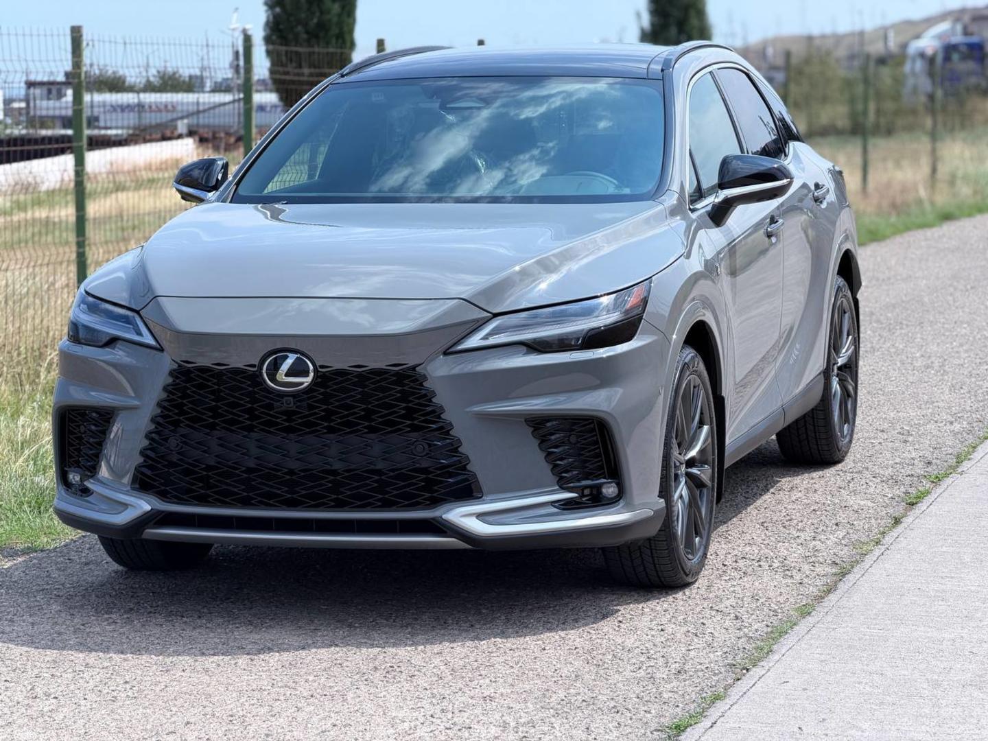 Lexus RX 350 2026 — photo 2