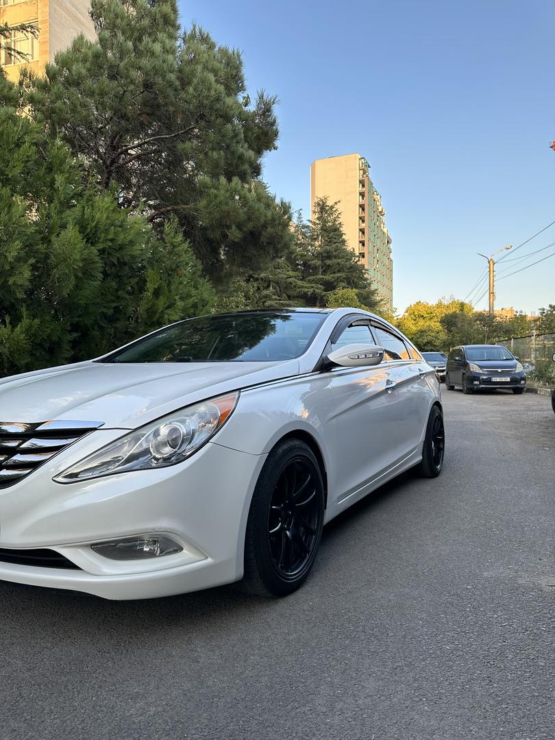 Hyundai Sonata 2012 — photo 2