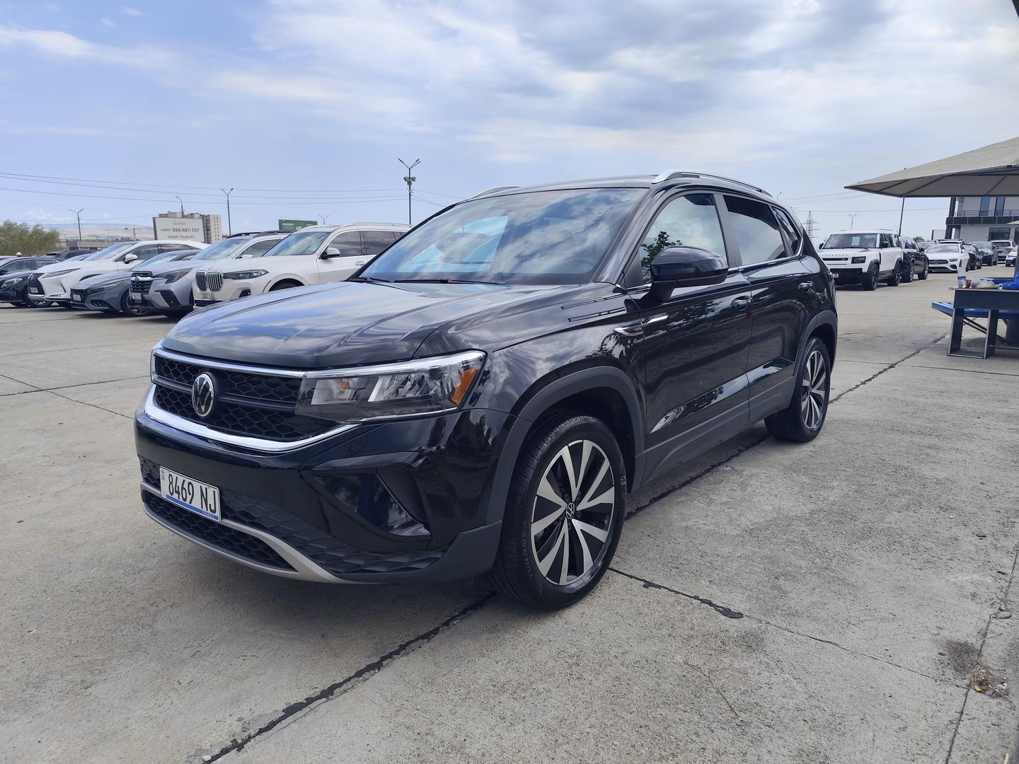 Volkswagen Taos