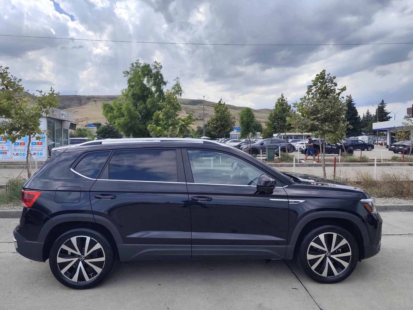 Volkswagen Taos 2022 — photo 2