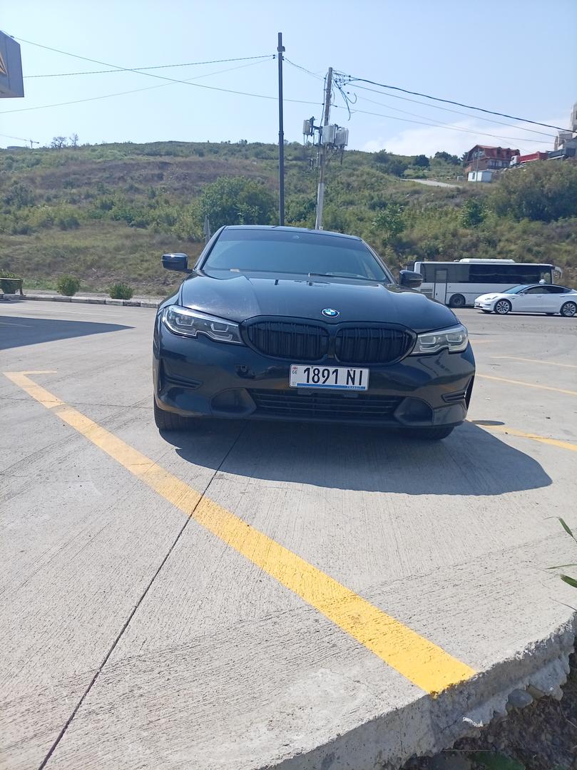 BMW 330