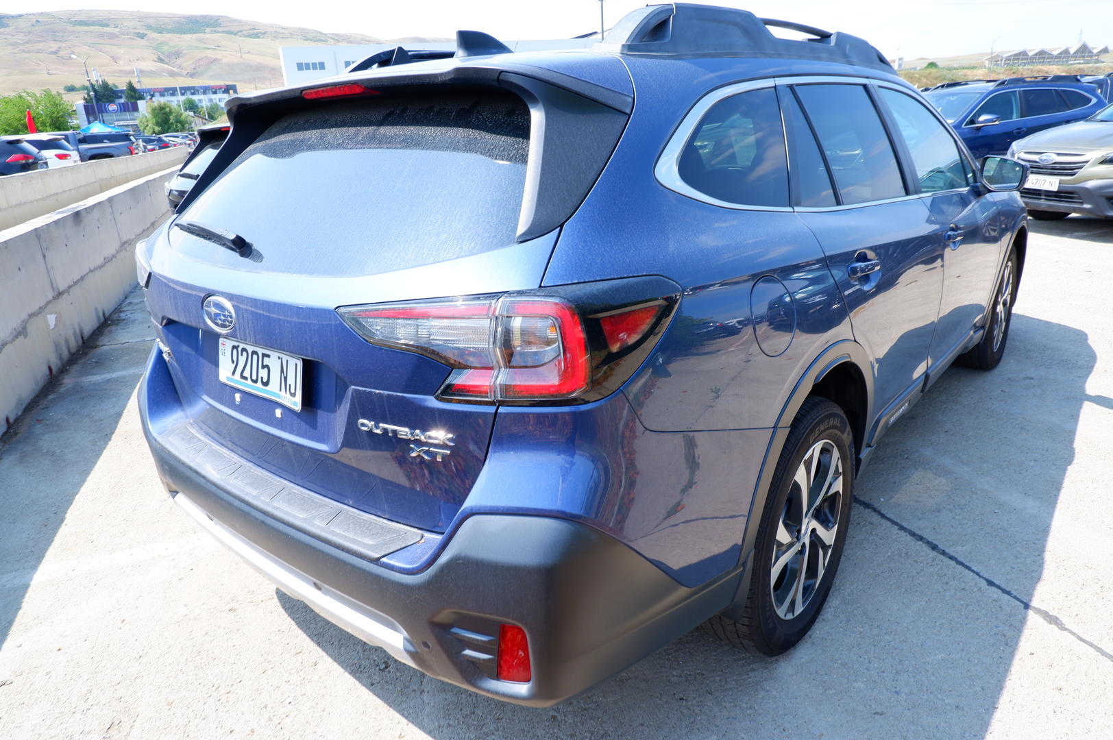 Subaru Outback 2020 — photo 2