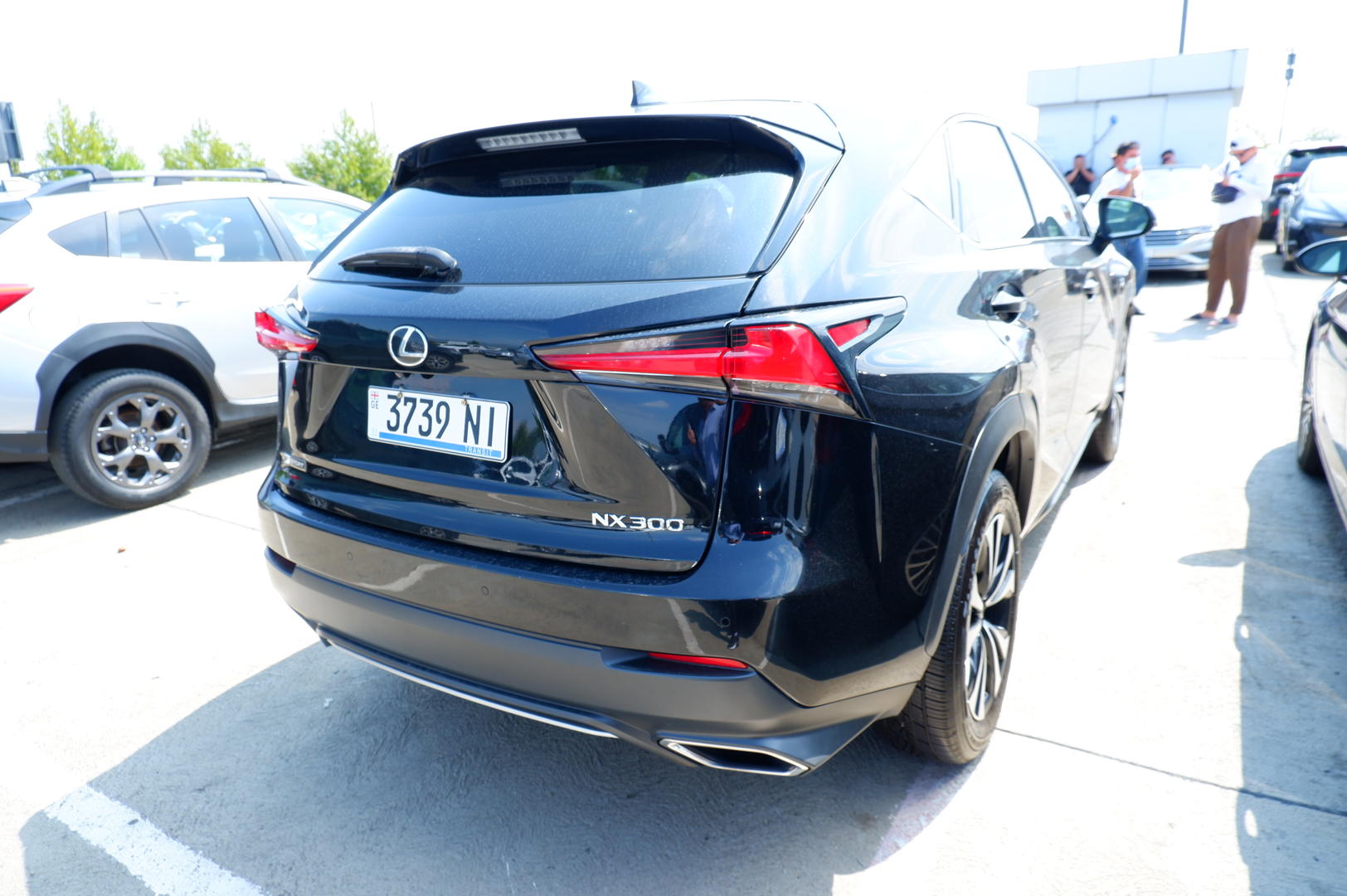 Lexus NX 300 2020 — photo 2