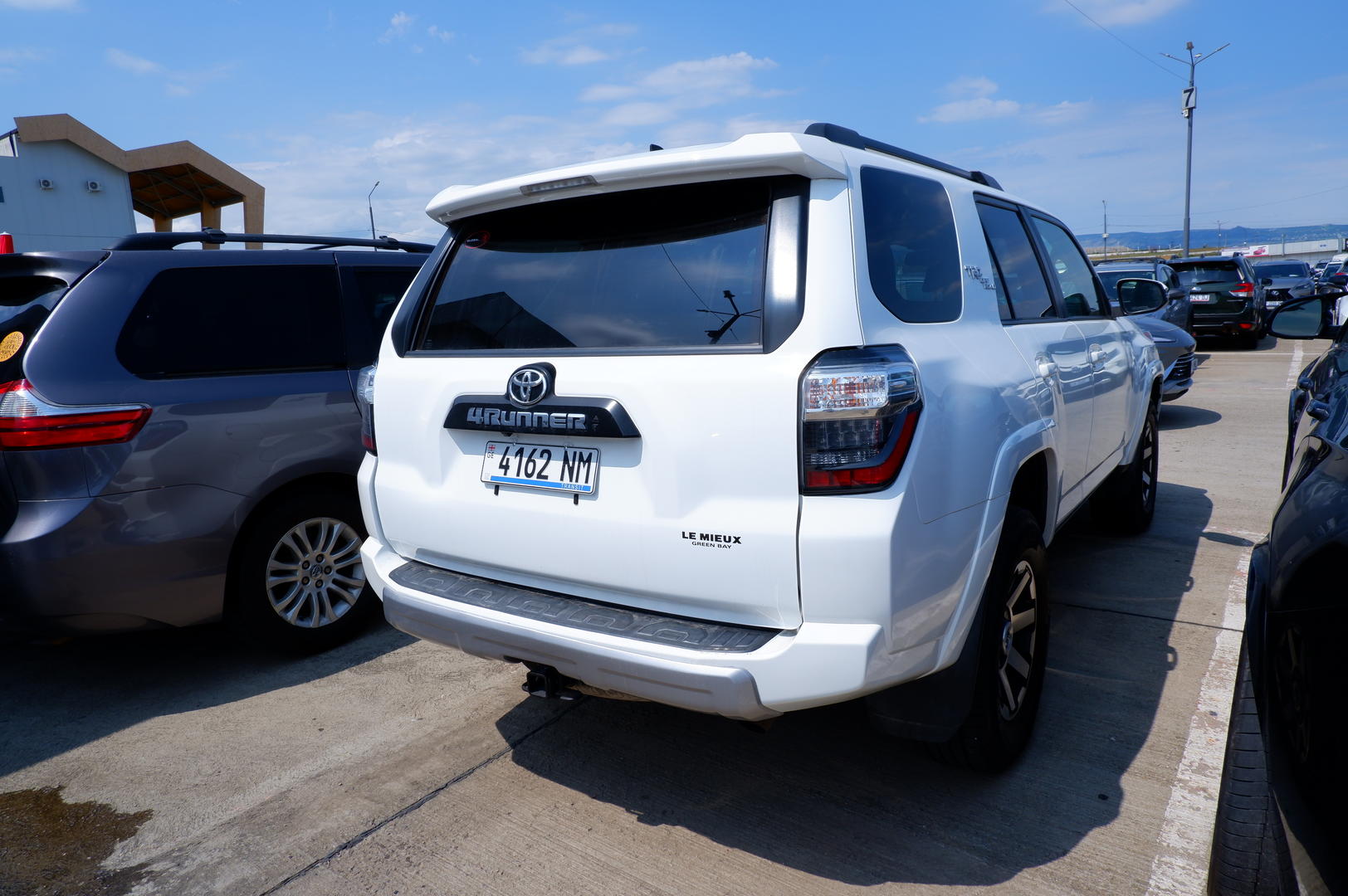 Toyota 4Runner 2020 — photo 2