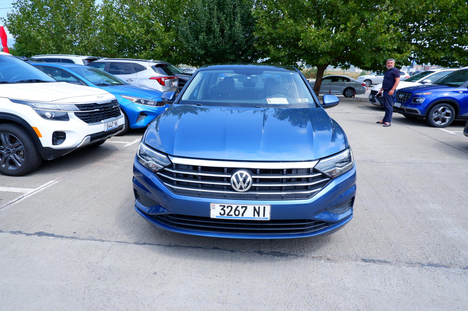 Volkswagen Jetta 2021 — photo 2