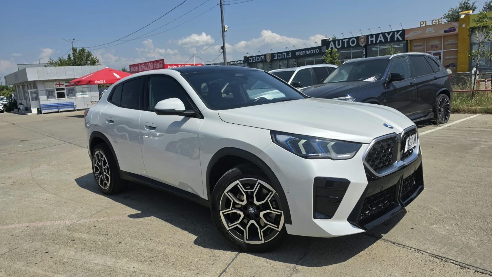 BMW X2