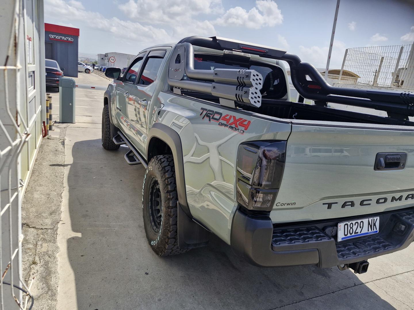 Toyota Tacoma