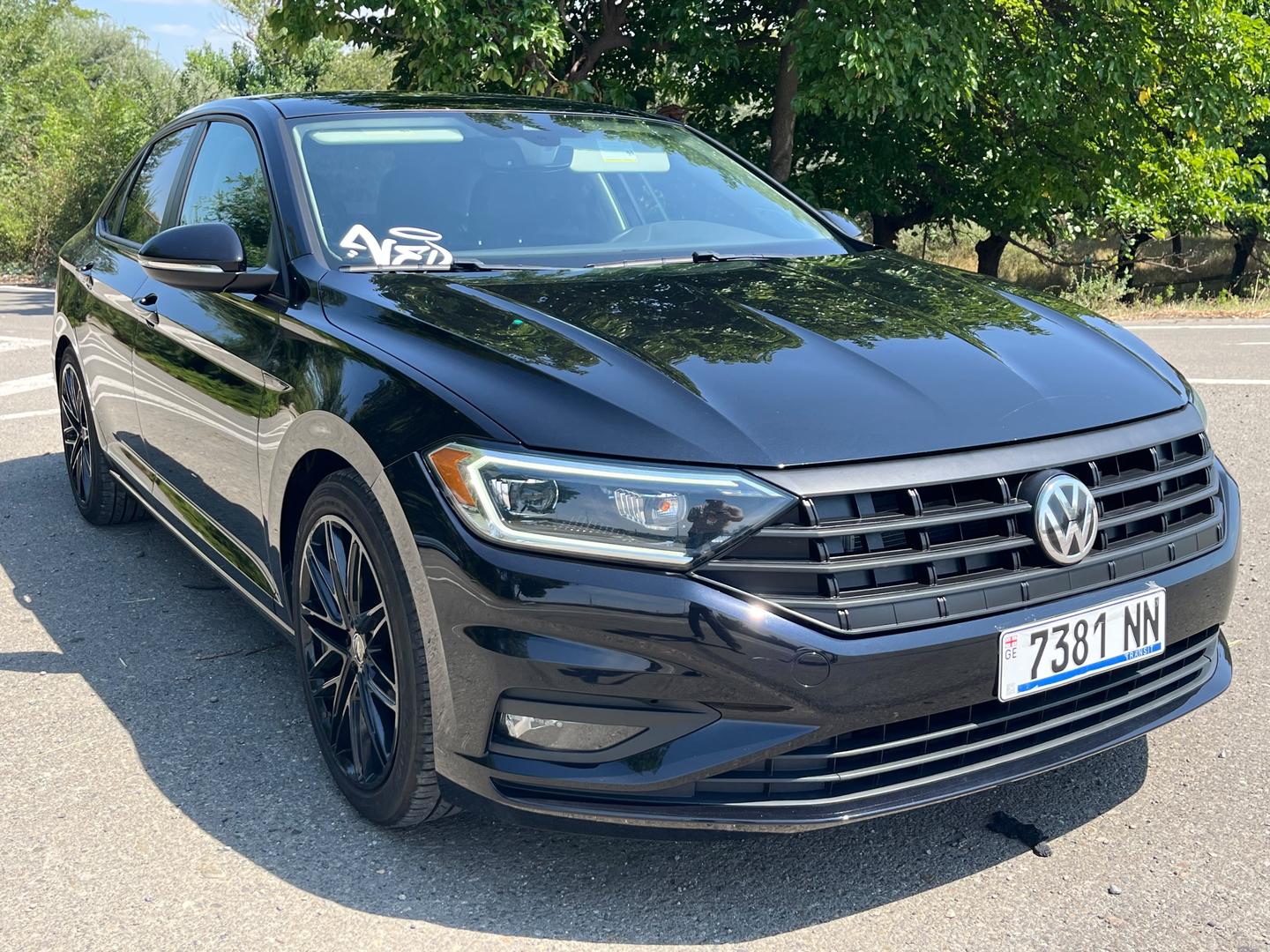 Volkswagen Jetta 2020 — photo 2