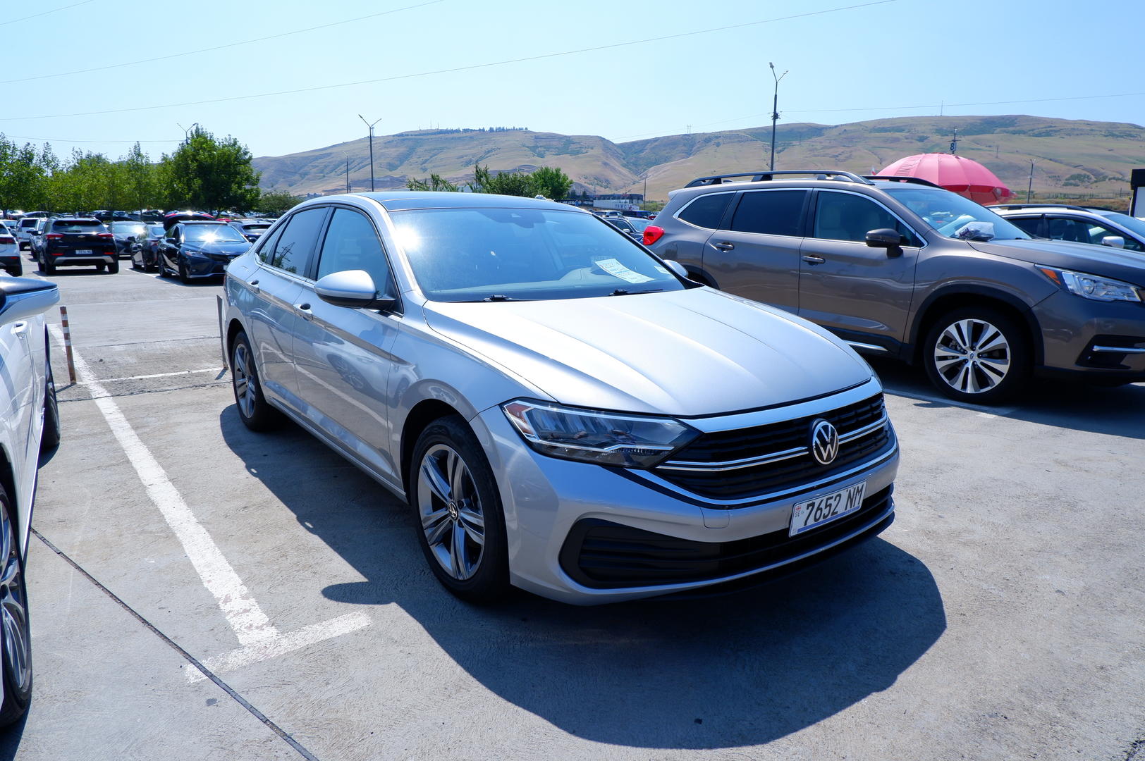 Volkswagen Jetta 2023 — photo 2
