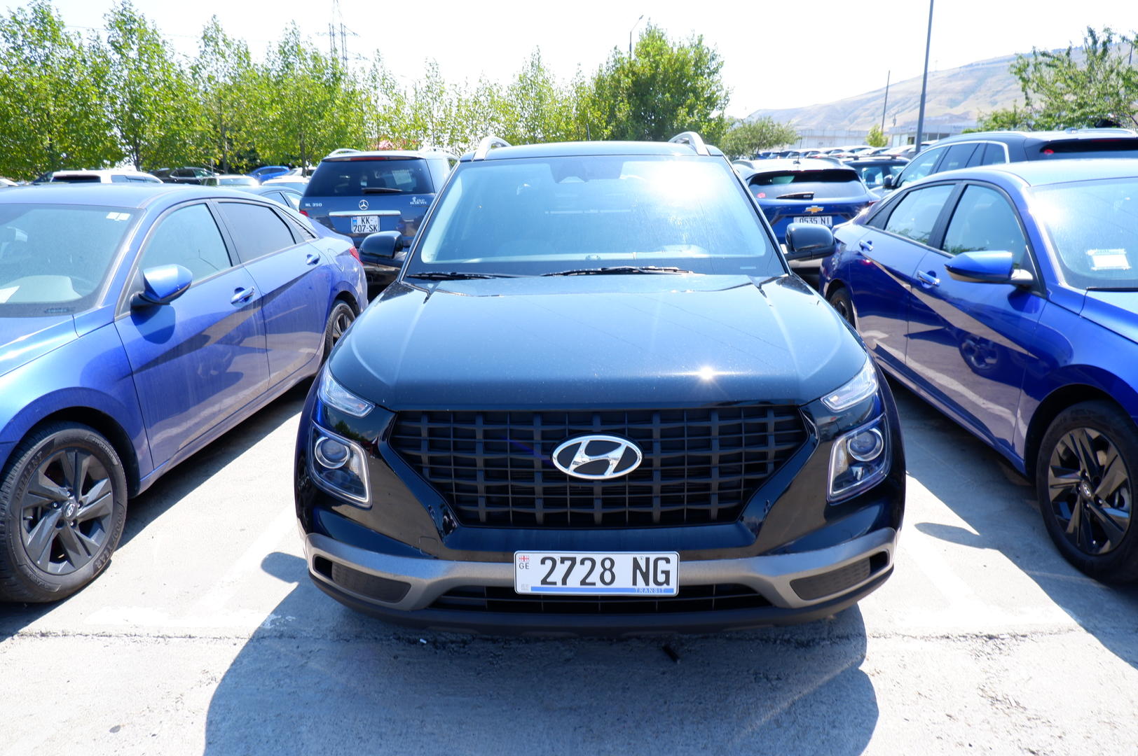 Hyundai Venue 2023 — photo 2